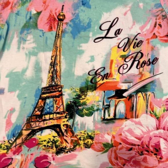 Onque casuals sz small 3/4 sleeve floral print Eiffel Tower embellished top EUC - Picture 9 of 13